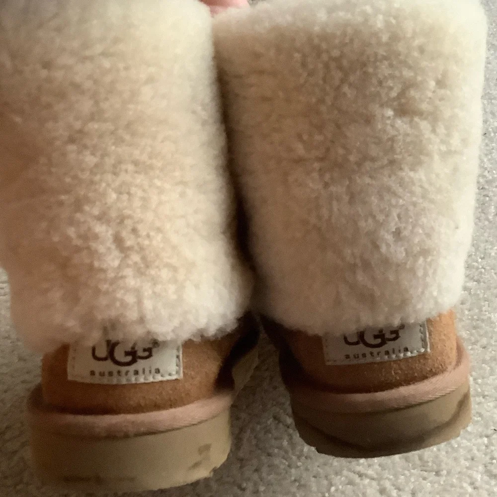 Used UGG Tan Shearling Buckle Boots